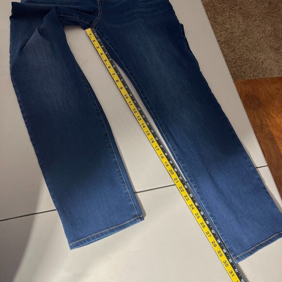 Betabrand Jeans Women Large Blue Denim Signature Mid-Rise Bootcut Pull On Pocket - Picture 2 of 10